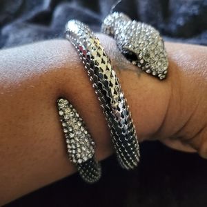 Snake wrap around bracelet 🐉
